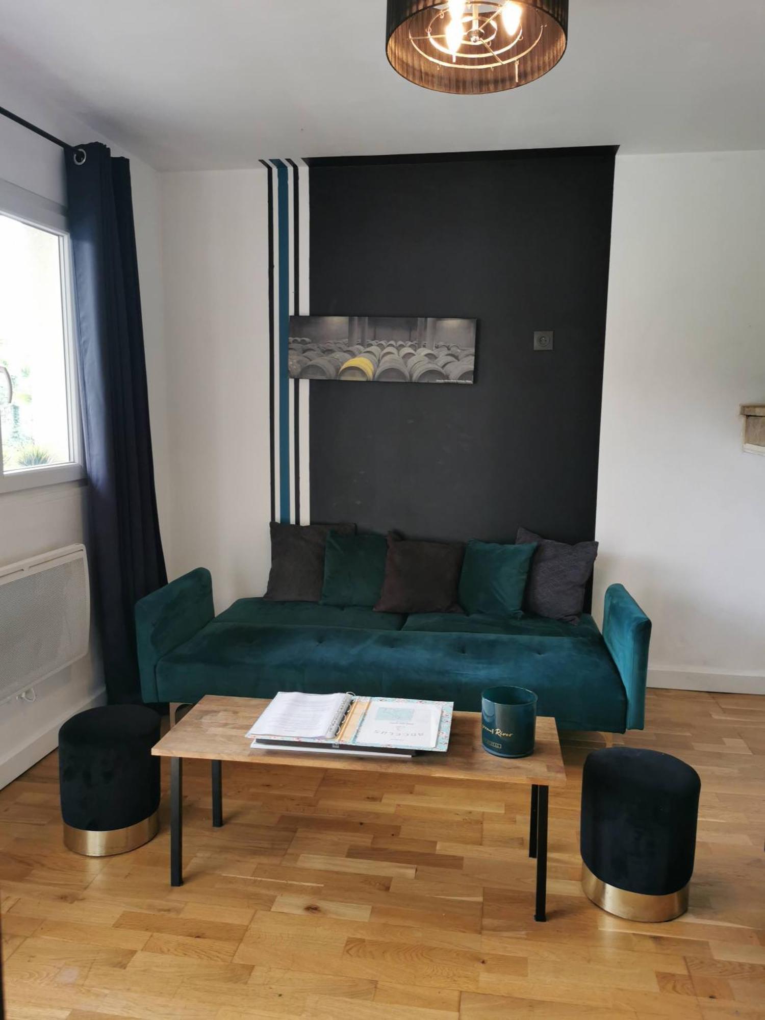 Jolie Villa Avec Piscine Dans Le St Emilionnais Sainte-Terre Εξωτερικό φωτογραφία